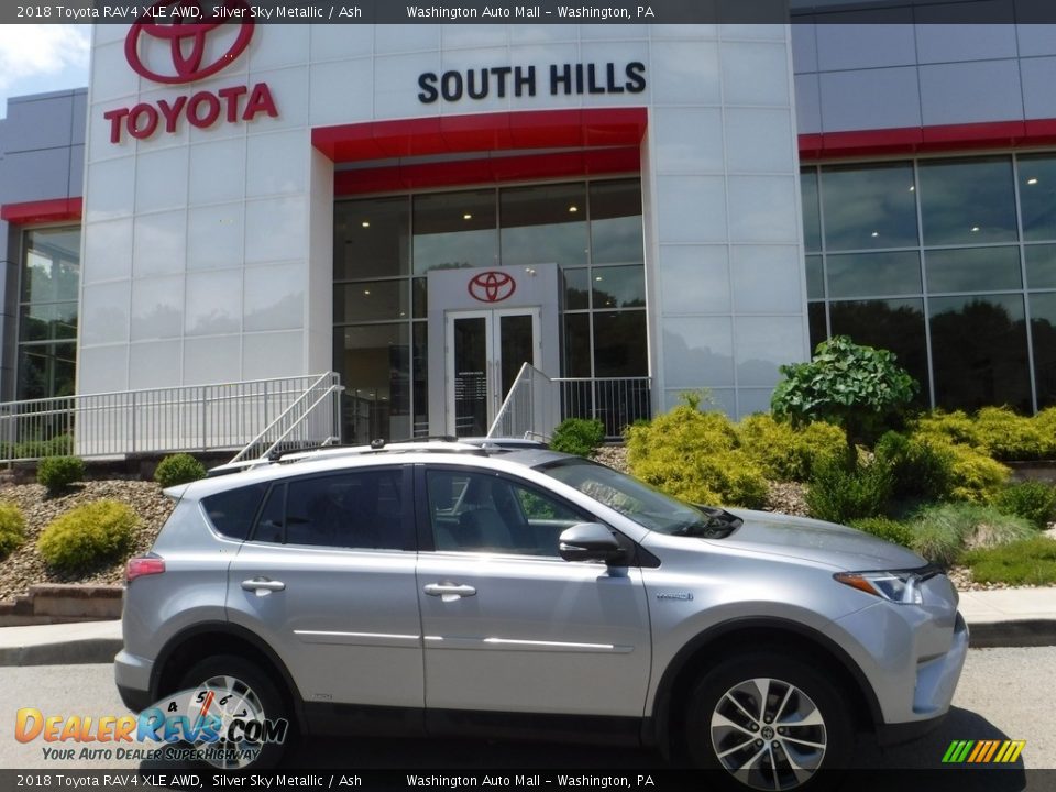 2018 Toyota RAV4 XLE AWD Silver Sky Metallic / Ash Photo #2