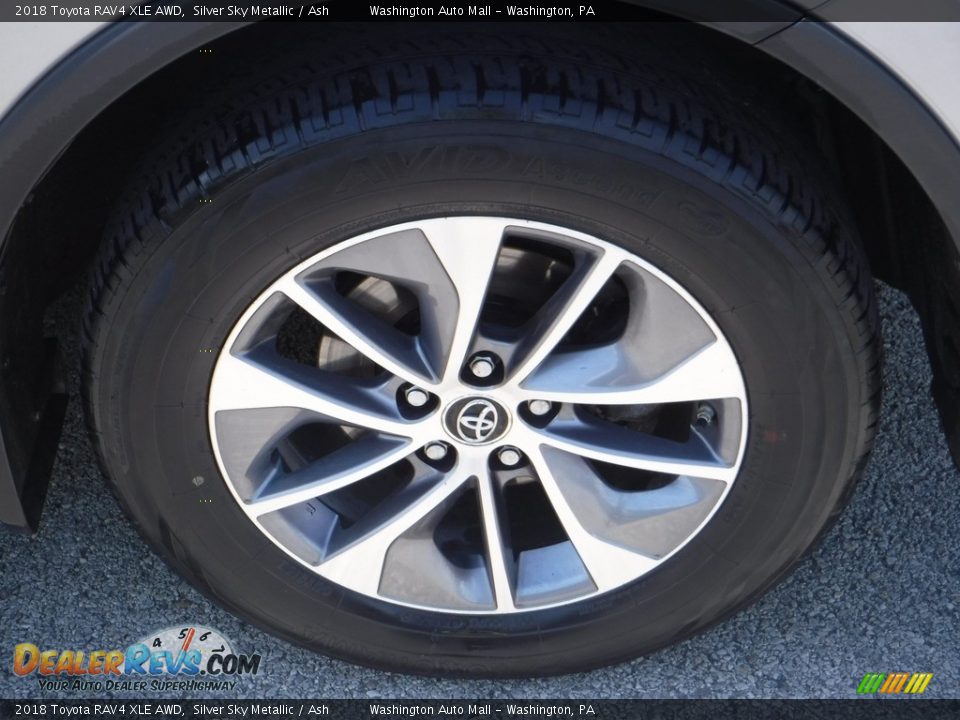2018 Toyota RAV4 XLE AWD Silver Sky Metallic / Ash Photo #15