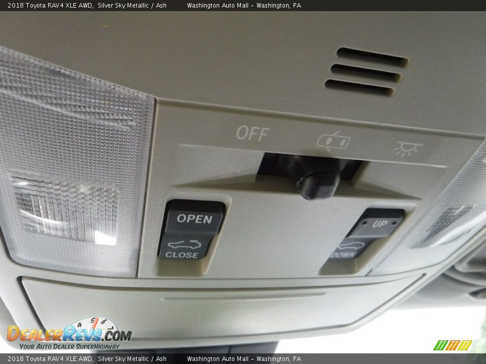 2018 Toyota RAV4 XLE AWD Silver Sky Metallic / Ash Photo #20