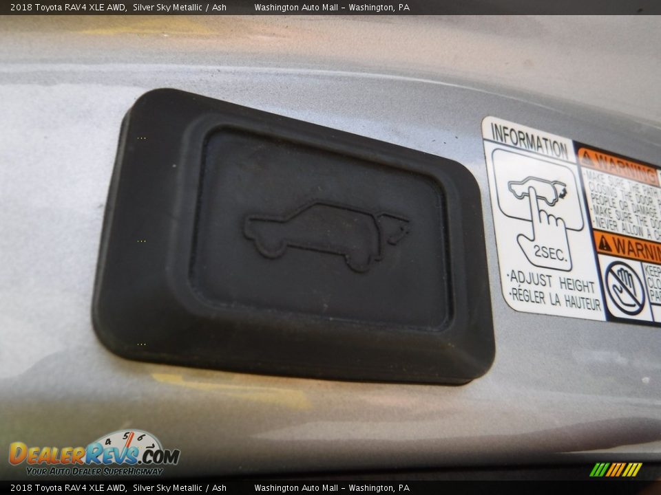 2018 Toyota RAV4 XLE AWD Silver Sky Metallic / Ash Photo #25