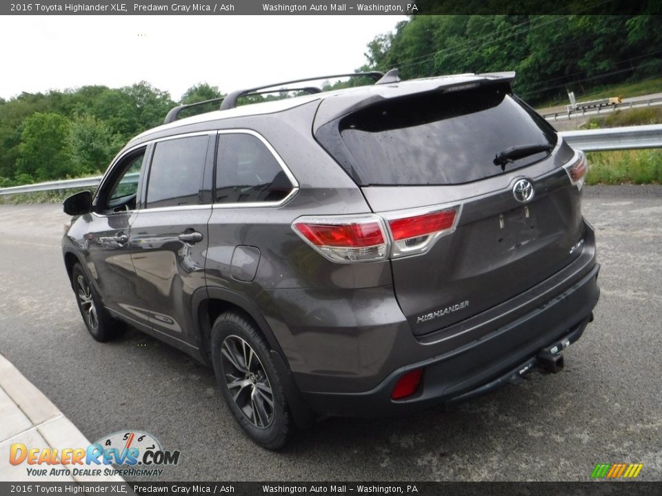 2016 Toyota Highlander XLE Predawn Gray Mica / Ash Photo #12