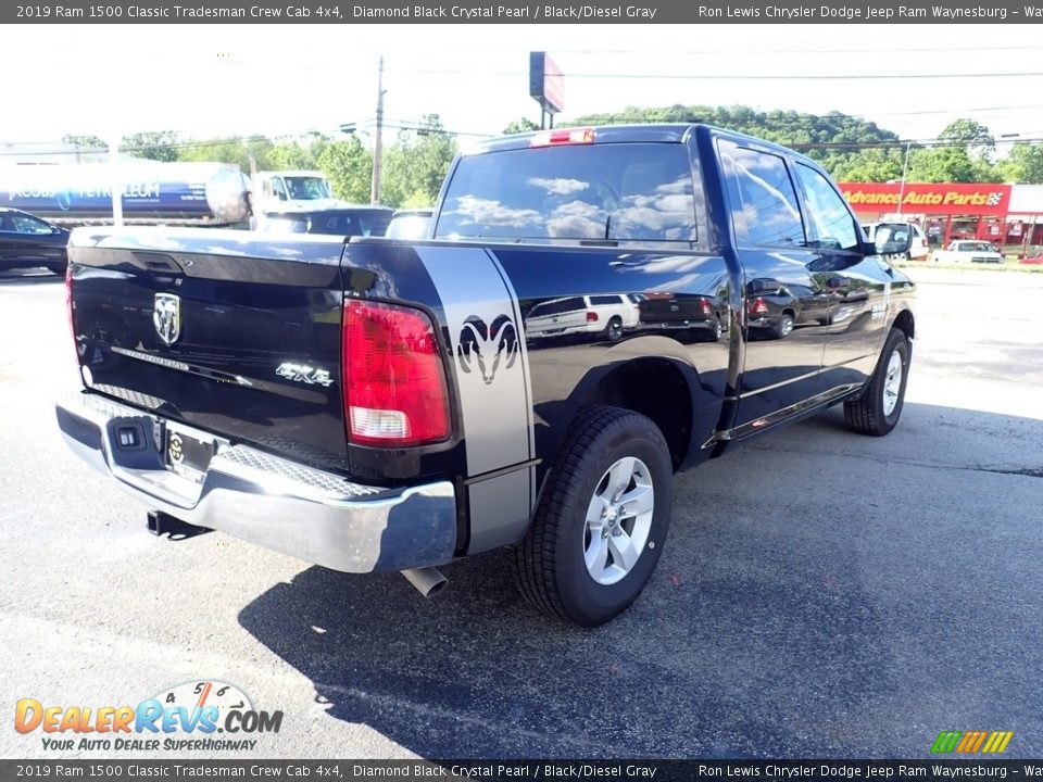 2019 Ram 1500 Classic Tradesman Crew Cab 4x4 Diamond Black Crystal Pearl / Black/Diesel Gray Photo #5