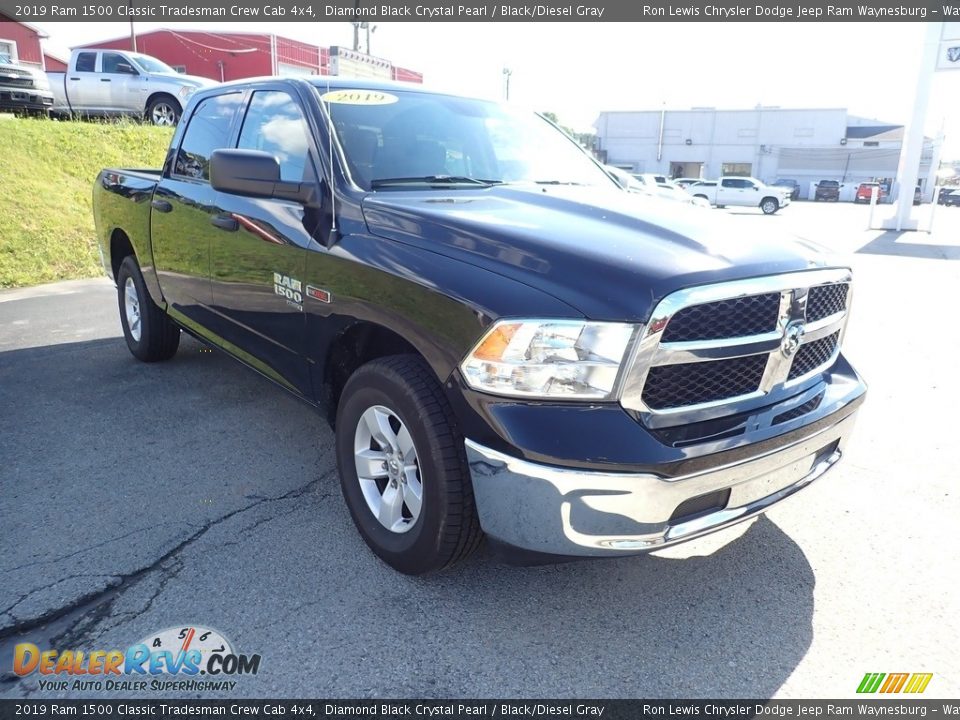 2019 Ram 1500 Classic Tradesman Crew Cab 4x4 Diamond Black Crystal Pearl / Black/Diesel Gray Photo #7