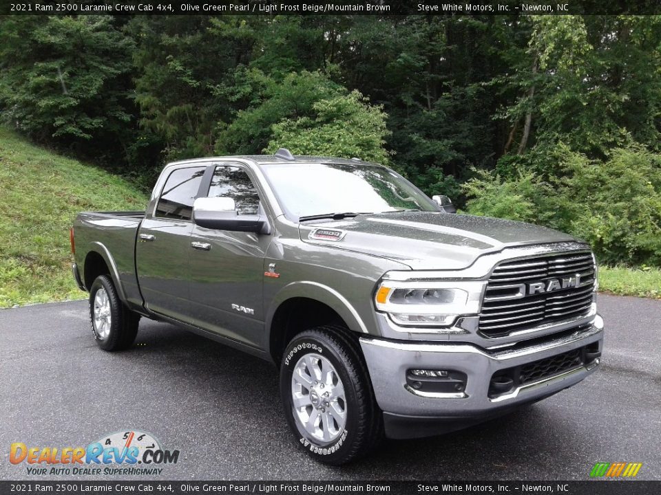 Front 3/4 View of 2021 Ram 2500 Laramie Crew Cab 4x4 Photo #4