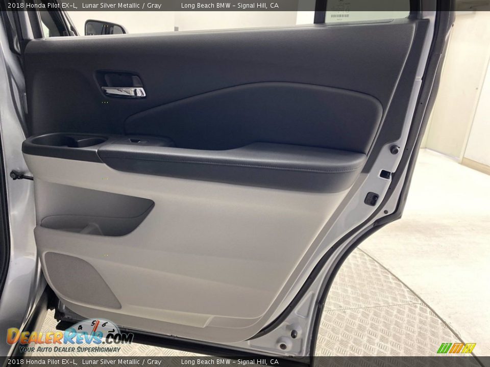 2018 Honda Pilot EX-L Lunar Silver Metallic / Gray Photo #32