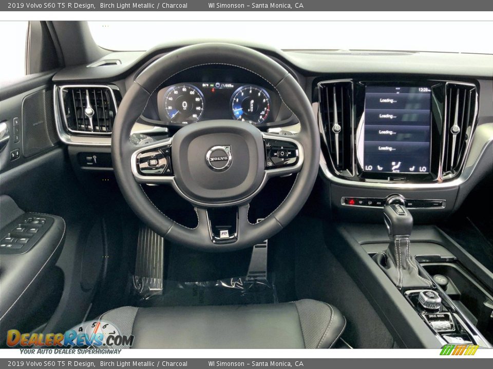 Dashboard of 2019 Volvo S60 T5 R Design Photo #4