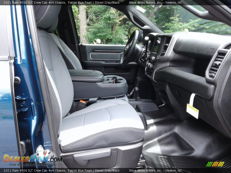 2021 Ram 4500 SLT Crew Cab 4x4 Chassis Patriot Blue Pearl / Diesel Gray/Black Photo #17