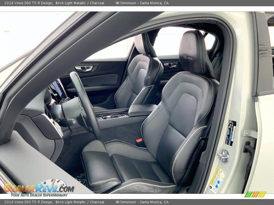 Front Seat of 2019 Volvo S60 T5 R Design Photo #18