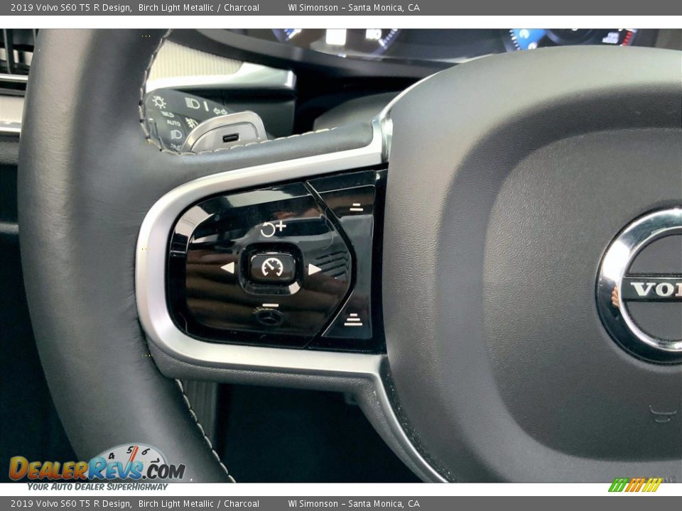 2019 Volvo S60 T5 R Design Steering Wheel Photo #21