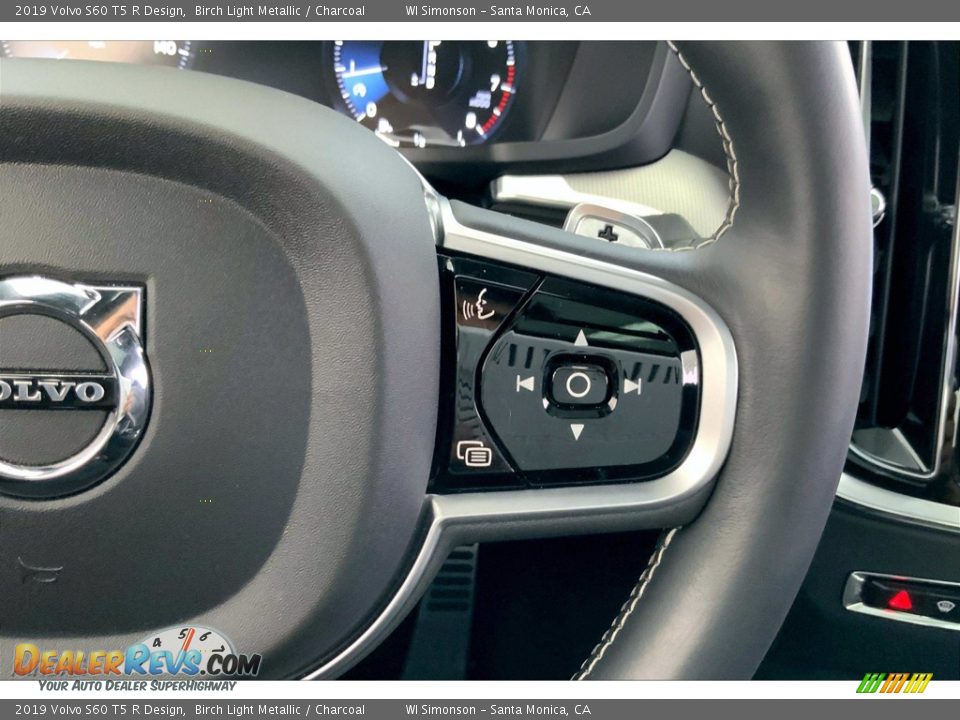 2019 Volvo S60 T5 R Design Steering Wheel Photo #22