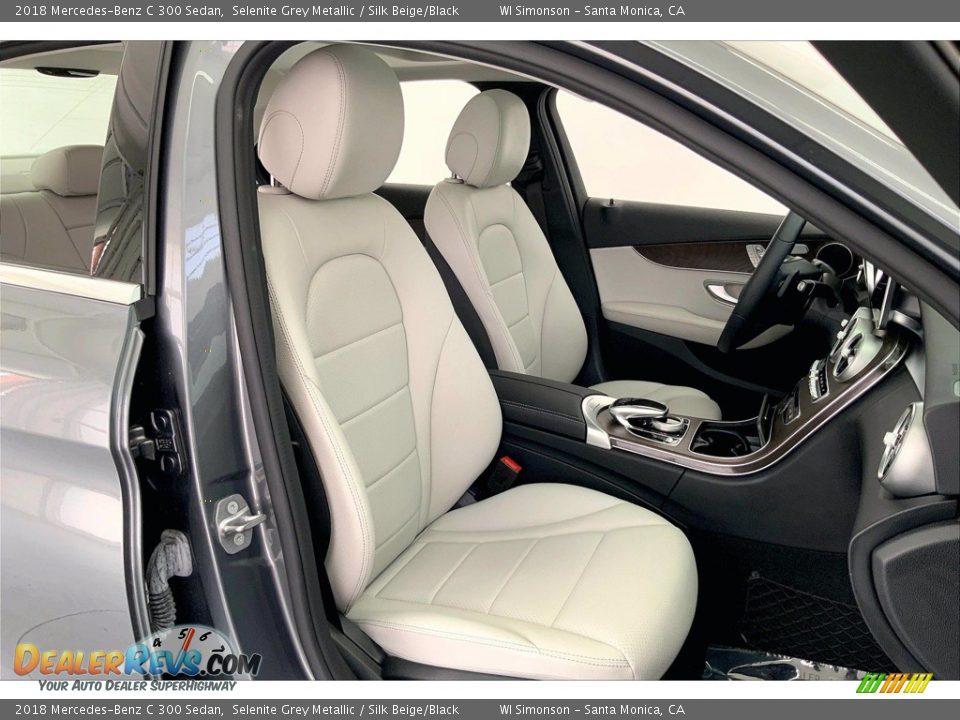 2018 Mercedes-Benz C 300 Sedan Selenite Grey Metallic / Silk Beige/Black Photo #6