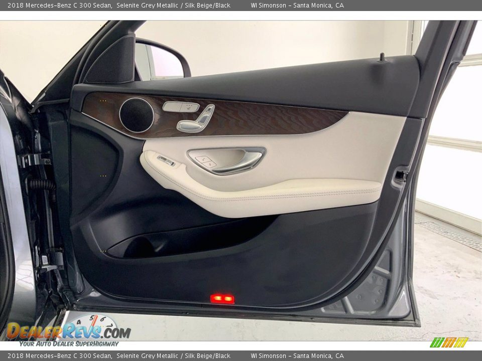 2018 Mercedes-Benz C 300 Sedan Selenite Grey Metallic / Silk Beige/Black Photo #27