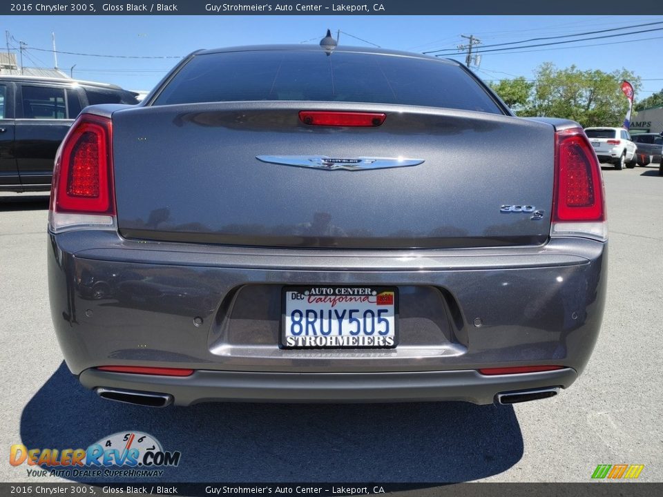 2016 Chrysler 300 S Gloss Black / Black Photo #5