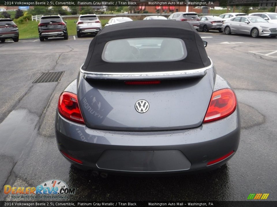 2014 Volkswagen Beetle 2.5L Convertible Platinum Gray Metallic / Titan Black Photo #10