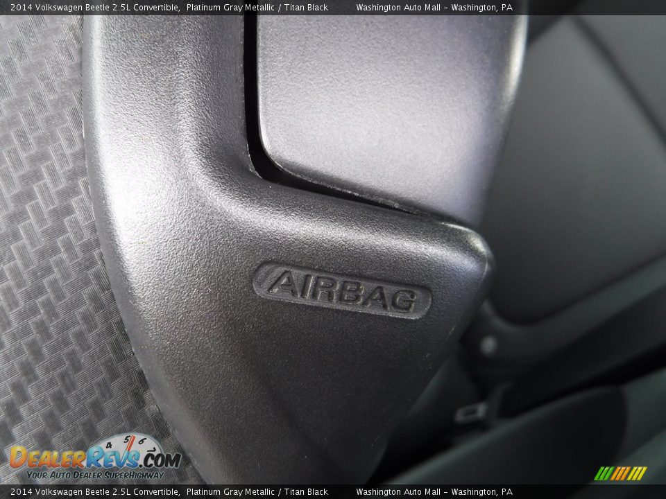 2014 Volkswagen Beetle 2.5L Convertible Platinum Gray Metallic / Titan Black Photo #15