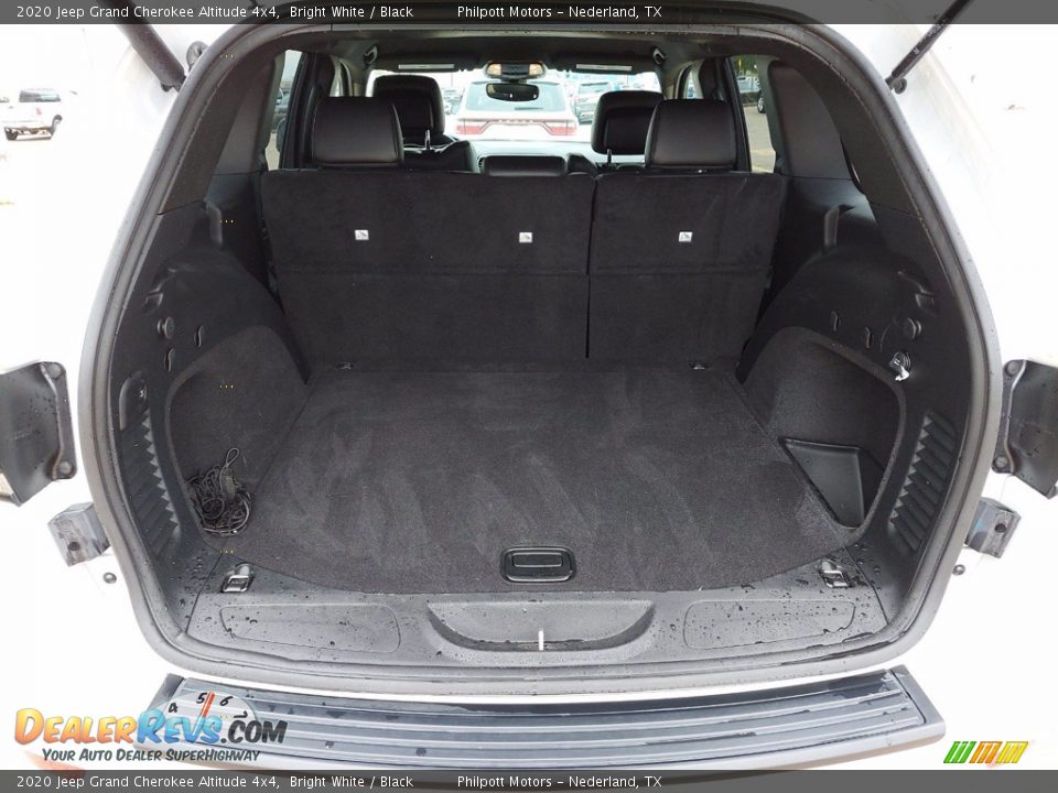 2020 Jeep Grand Cherokee Altitude 4x4 Bright White / Black Photo #26