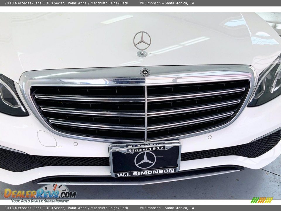 2018 Mercedes-Benz E 300 Sedan Polar White / Macchiato Beige/Black Photo #30