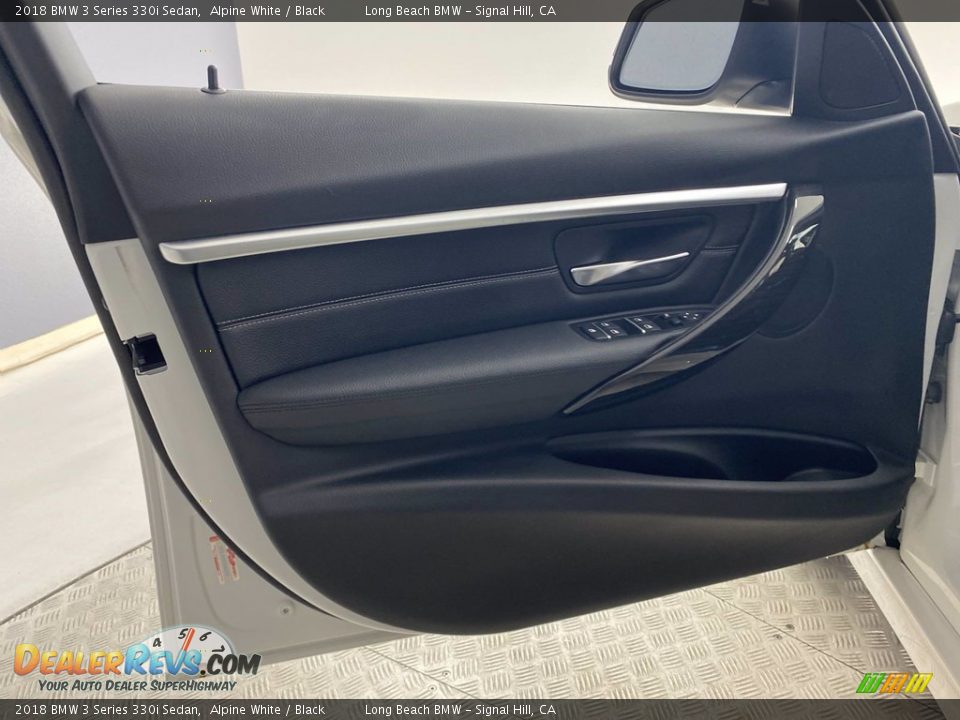 2018 BMW 3 Series 330i Sedan Alpine White / Black Photo #13