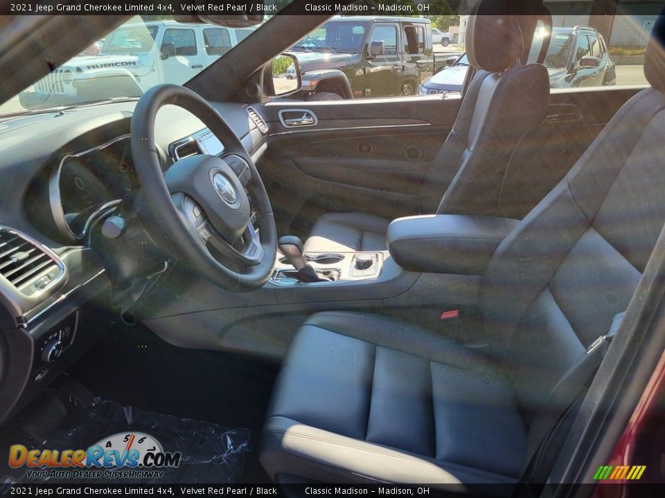 2021 Jeep Grand Cherokee Limited 4x4 Velvet Red Pearl / Black Photo #2