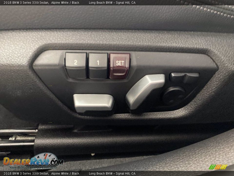 2018 BMW 3 Series 330i Sedan Alpine White / Black Photo #15