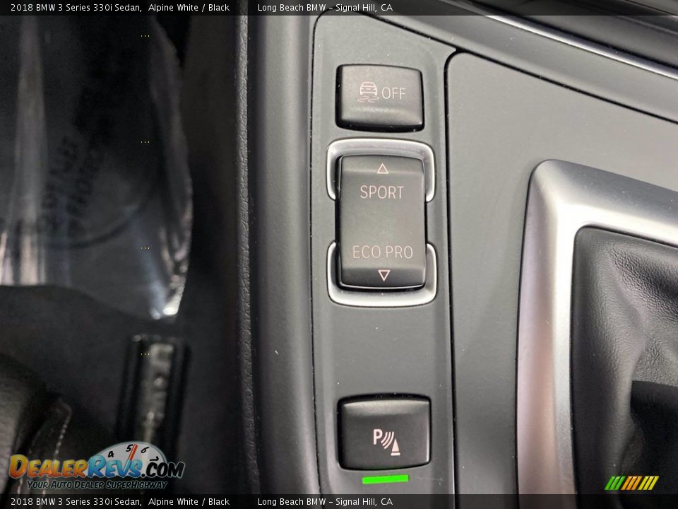 2018 BMW 3 Series 330i Sedan Alpine White / Black Photo #28