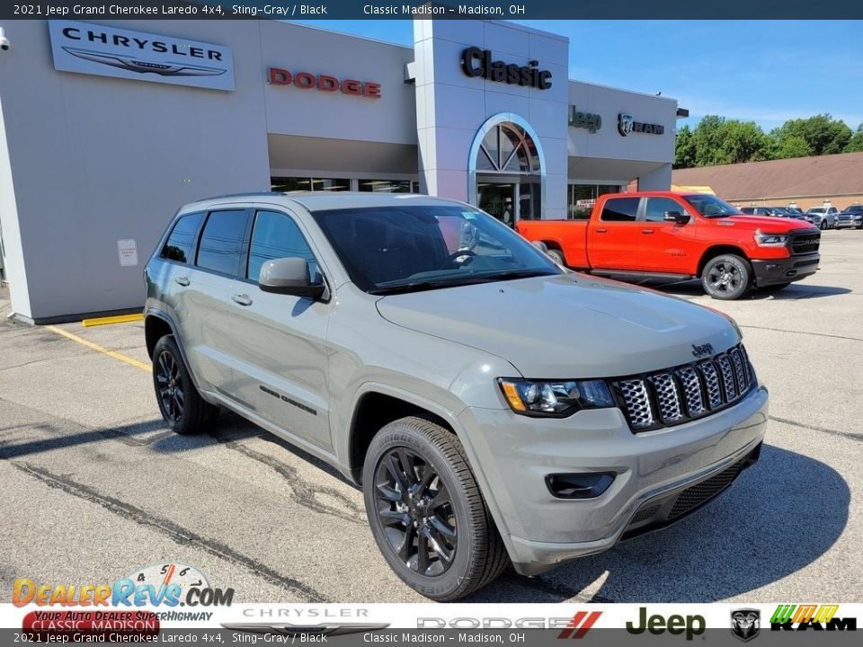 2021 Jeep Grand Cherokee Laredo 4x4 Sting-Gray / Black Photo #1