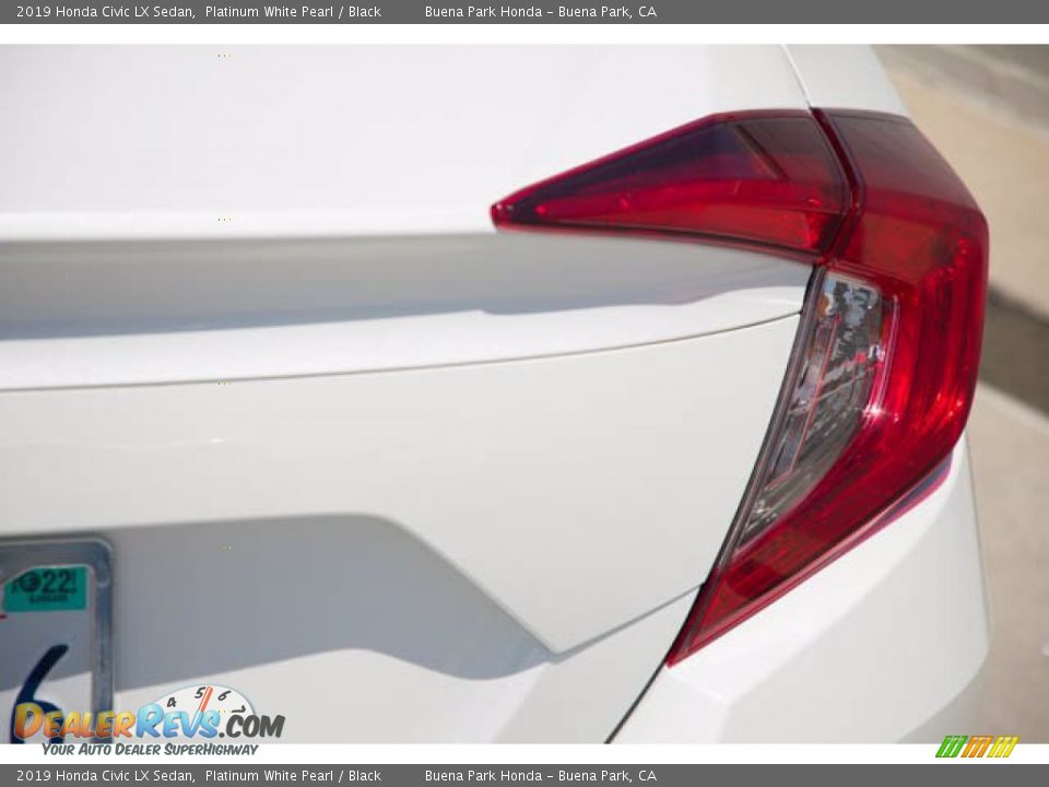 2019 Honda Civic LX Sedan Platinum White Pearl / Black Photo #13