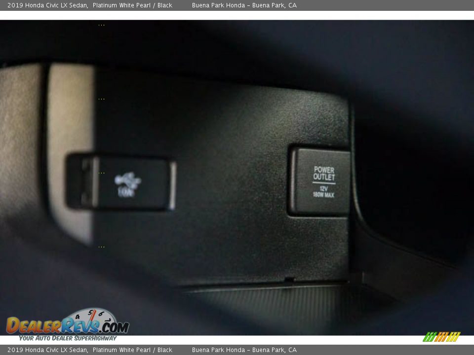 2019 Honda Civic LX Sedan Platinum White Pearl / Black Photo #18