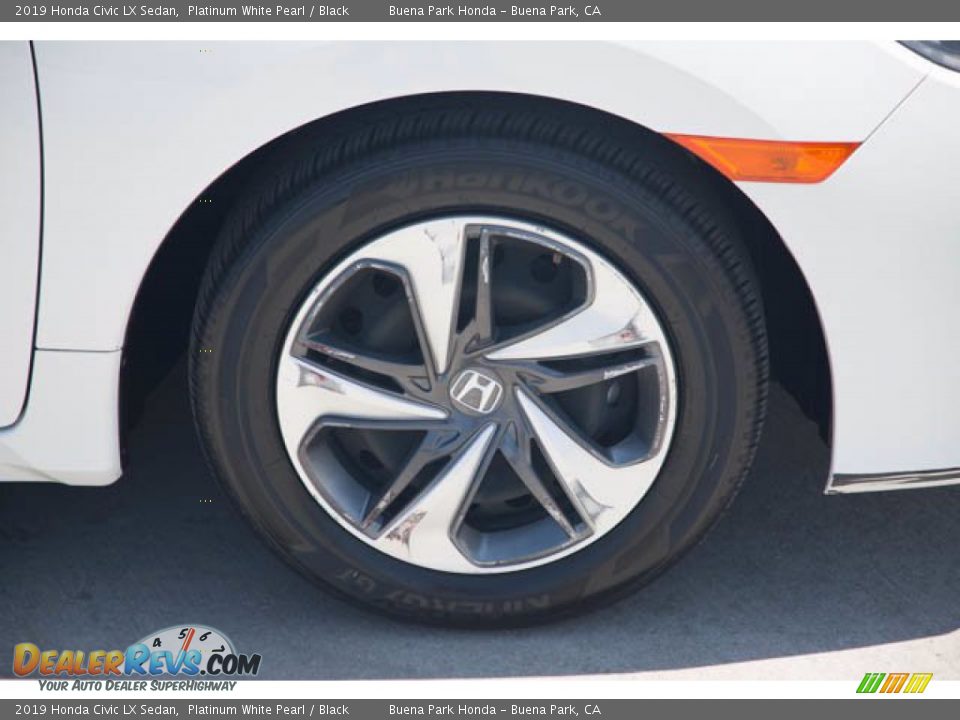 2019 Honda Civic LX Sedan Platinum White Pearl / Black Photo #36