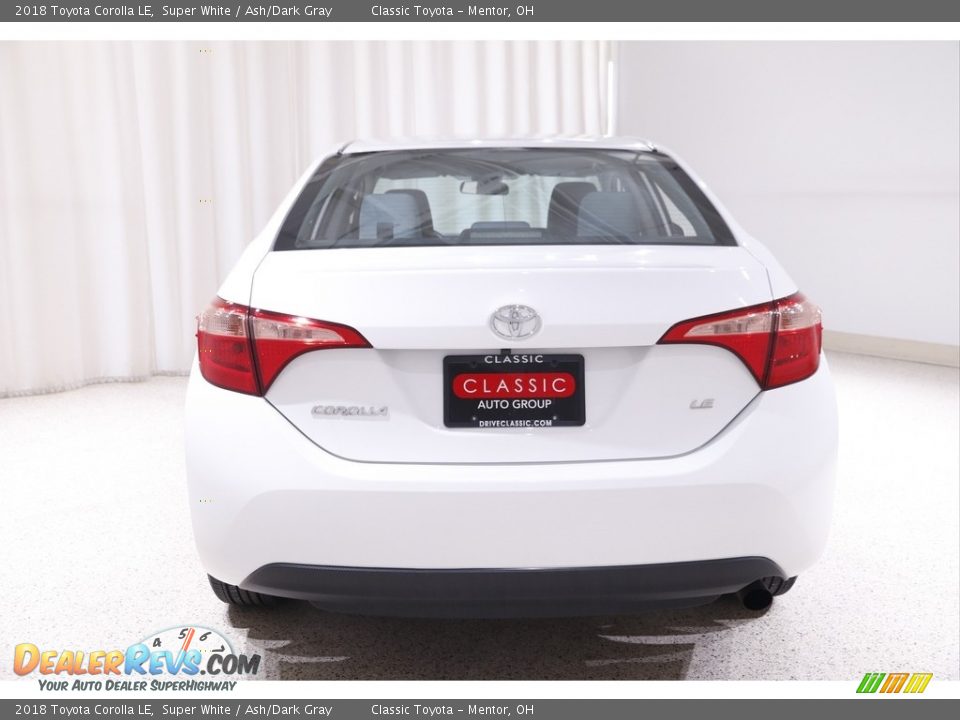 2018 Toyota Corolla LE Super White / Ash/Dark Gray Photo #15