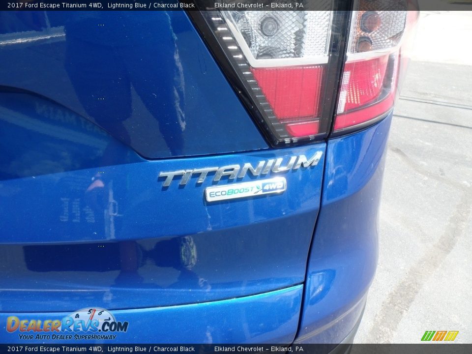 2017 Ford Escape Titanium 4WD Lightning Blue / Charcoal Black Photo #12