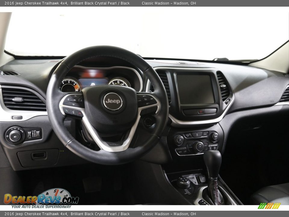 2016 Jeep Cherokee Trailhawk 4x4 Brilliant Black Crystal Pearl / Black Photo #6