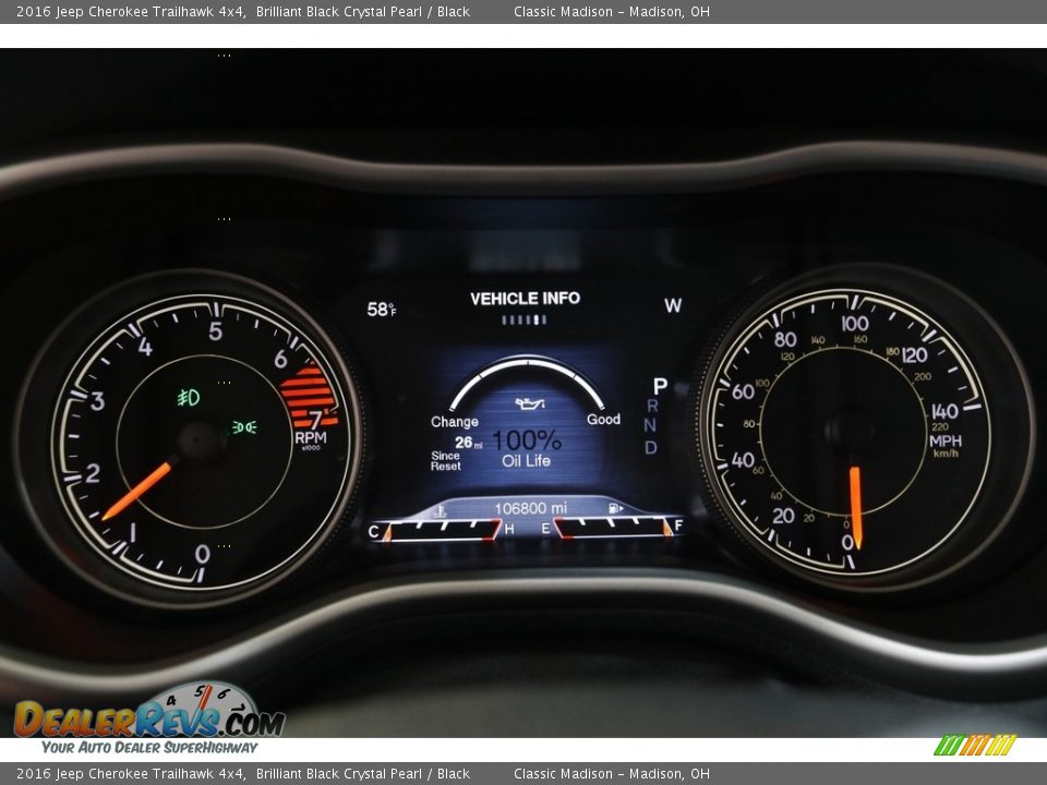 2016 Jeep Cherokee Trailhawk 4x4 Brilliant Black Crystal Pearl / Black Photo #8