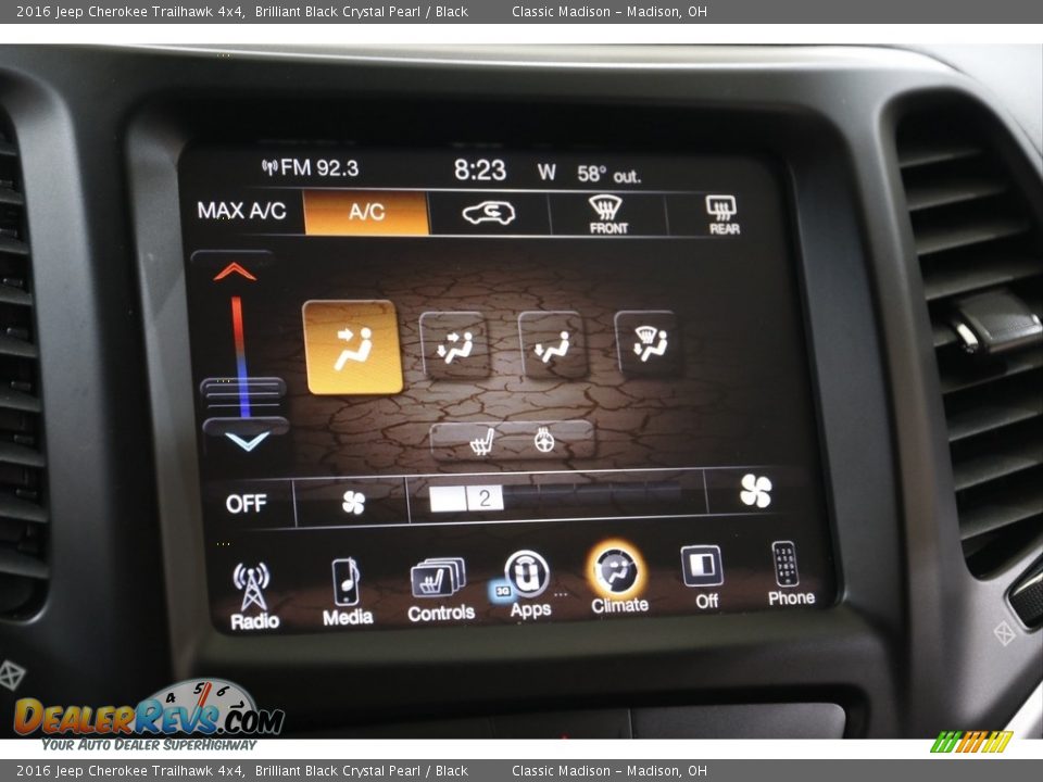 2016 Jeep Cherokee Trailhawk 4x4 Brilliant Black Crystal Pearl / Black Photo #11