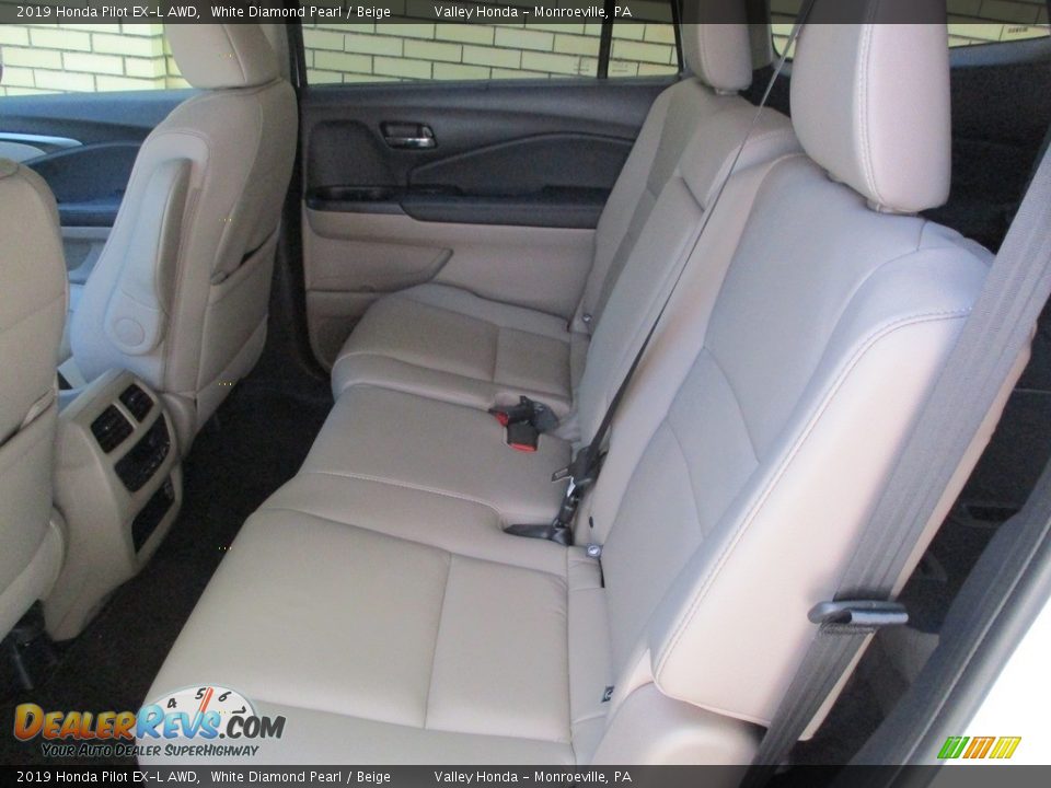 2019 Honda Pilot EX-L AWD White Diamond Pearl / Beige Photo #12