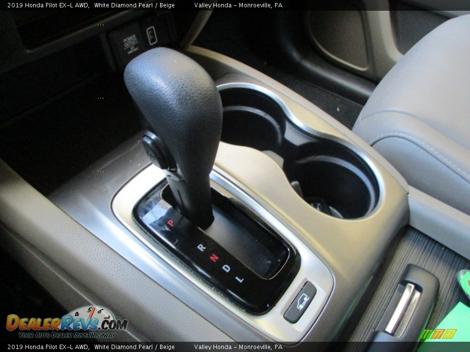 2019 Honda Pilot EX-L AWD White Diamond Pearl / Beige Photo #18