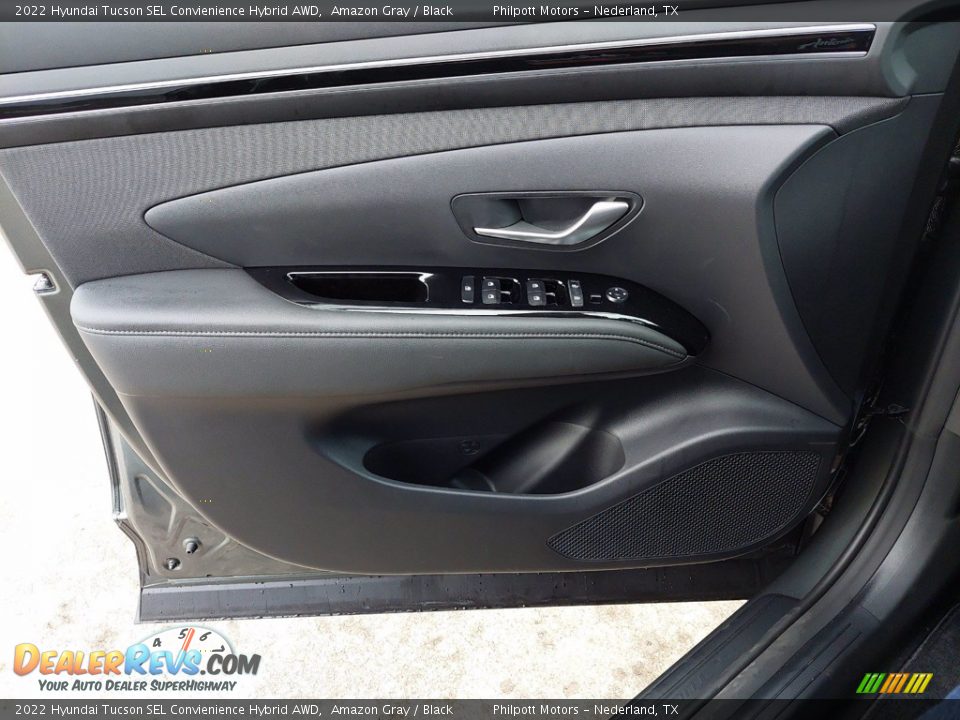 Door Panel of 2022 Hyundai Tucson SEL Convienience Hybrid AWD Photo #13