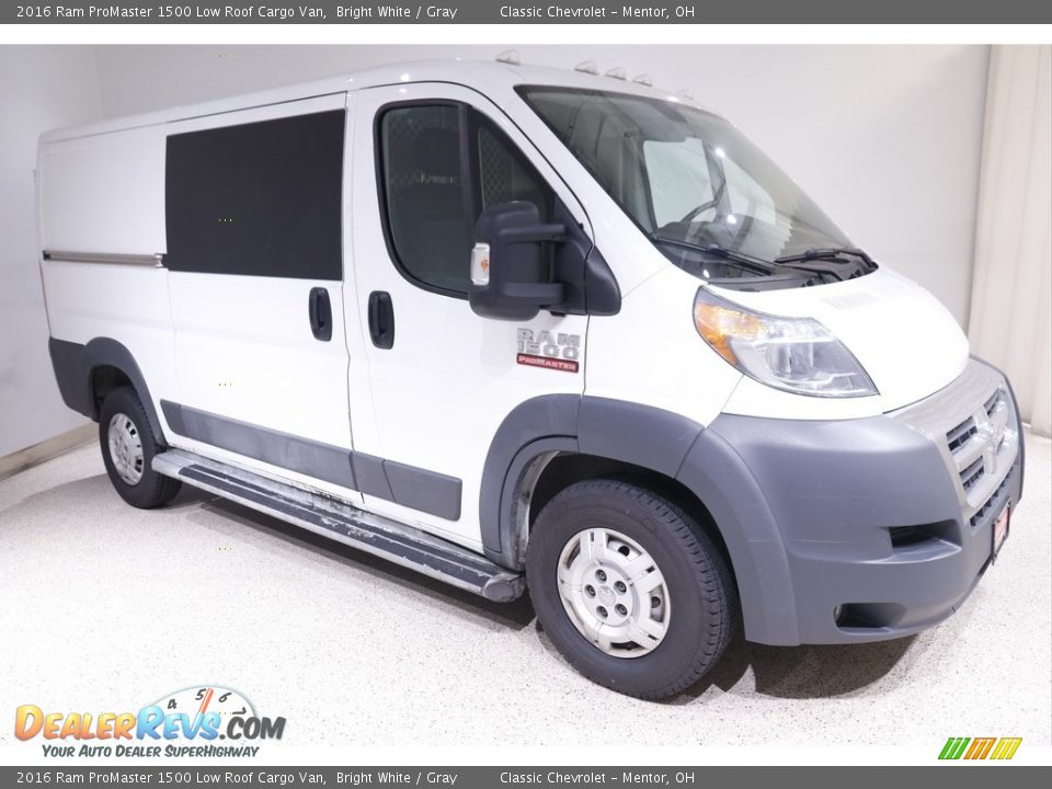 Front 3/4 View of 2016 Ram ProMaster 1500 Low Roof Cargo Van Photo #1