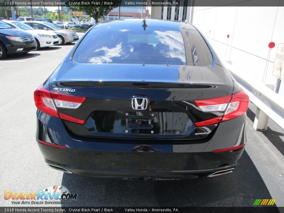 2018 Honda Accord Touring Sedan Crystal Black Pearl / Black Photo #6