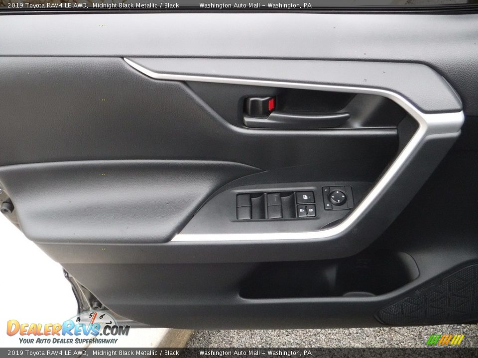 2019 Toyota RAV4 LE AWD Midnight Black Metallic / Black Photo #20