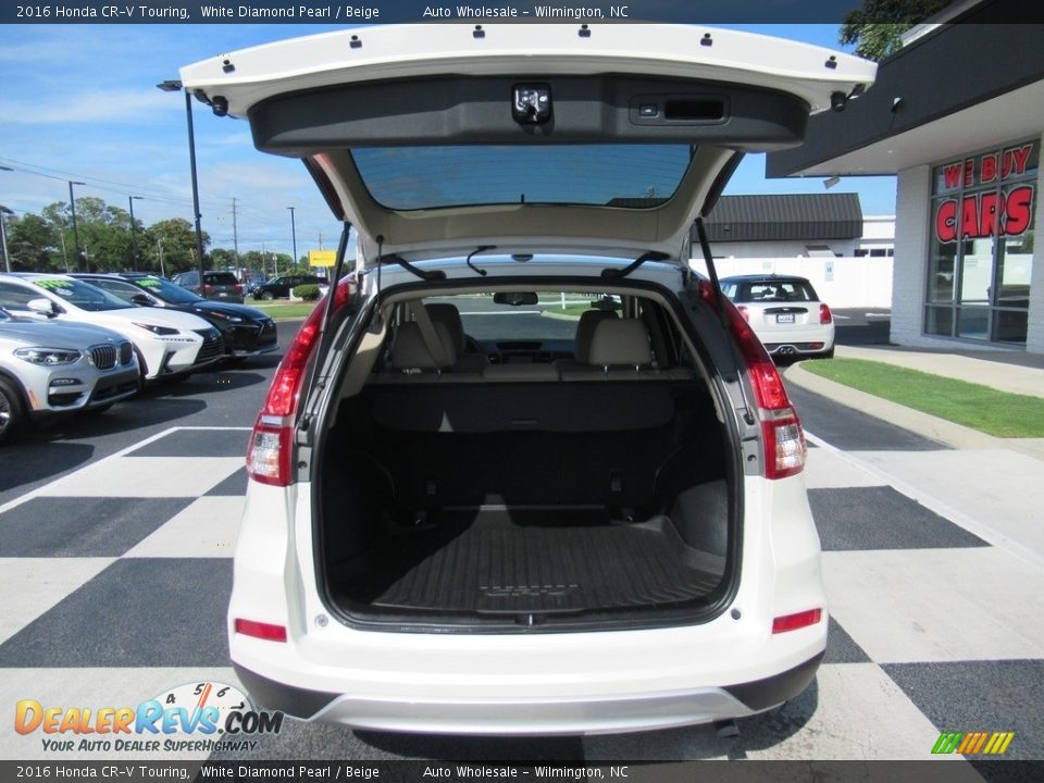 2016 Honda CR-V Touring White Diamond Pearl / Beige Photo #5