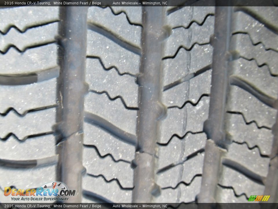2016 Honda CR-V Touring White Diamond Pearl / Beige Photo #8