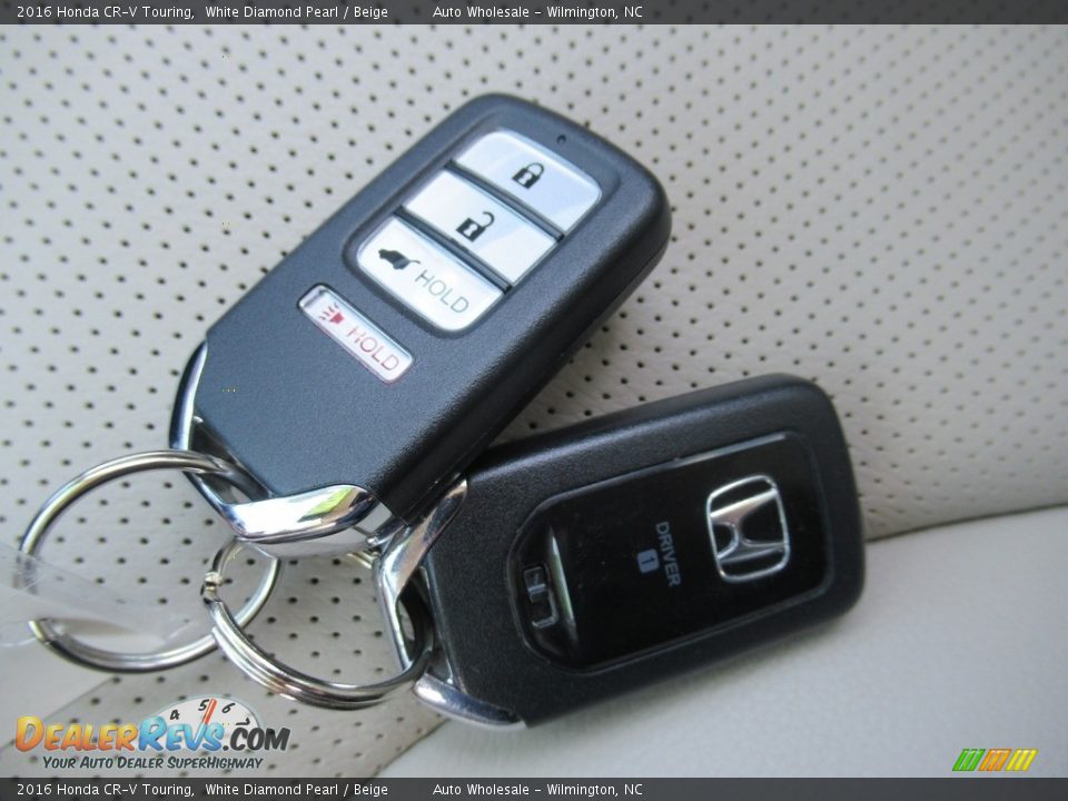 2016 Honda CR-V Touring White Diamond Pearl / Beige Photo #20