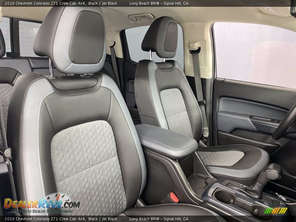Front Seat of 2019 Chevrolet Colorado Z71 Crew Cab 4x4 Photo #31