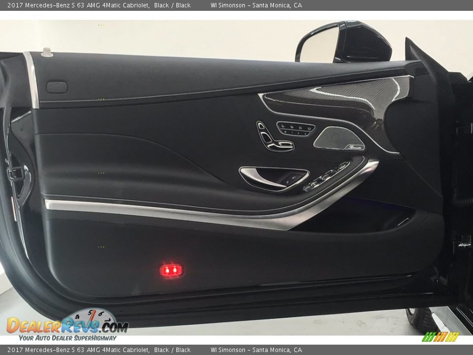 Door Panel of 2017 Mercedes-Benz S 63 AMG 4Matic Cabriolet Photo #24