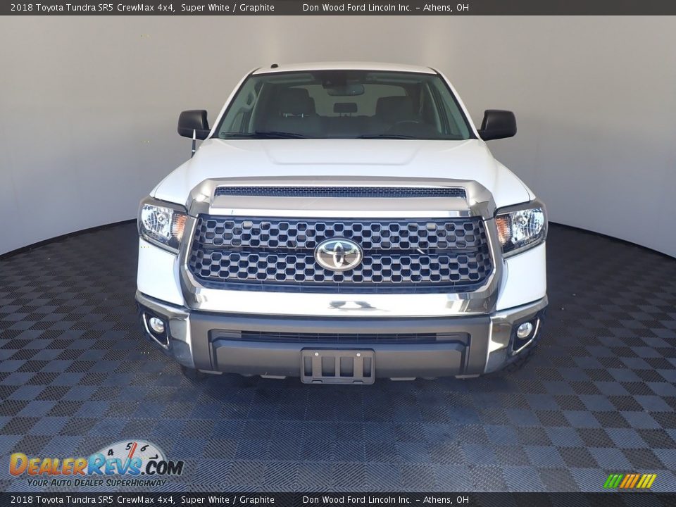 2018 Toyota Tundra SR5 CrewMax 4x4 Super White / Graphite Photo #5