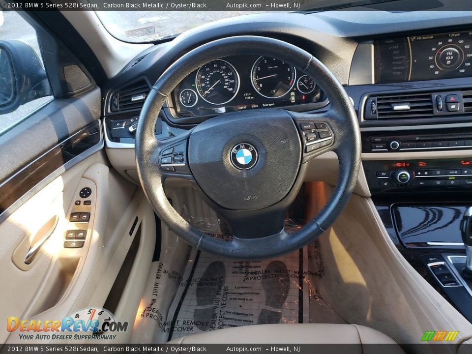 2012 BMW 5 Series 528i Sedan Carbon Black Metallic / Oyster/Black Photo #15