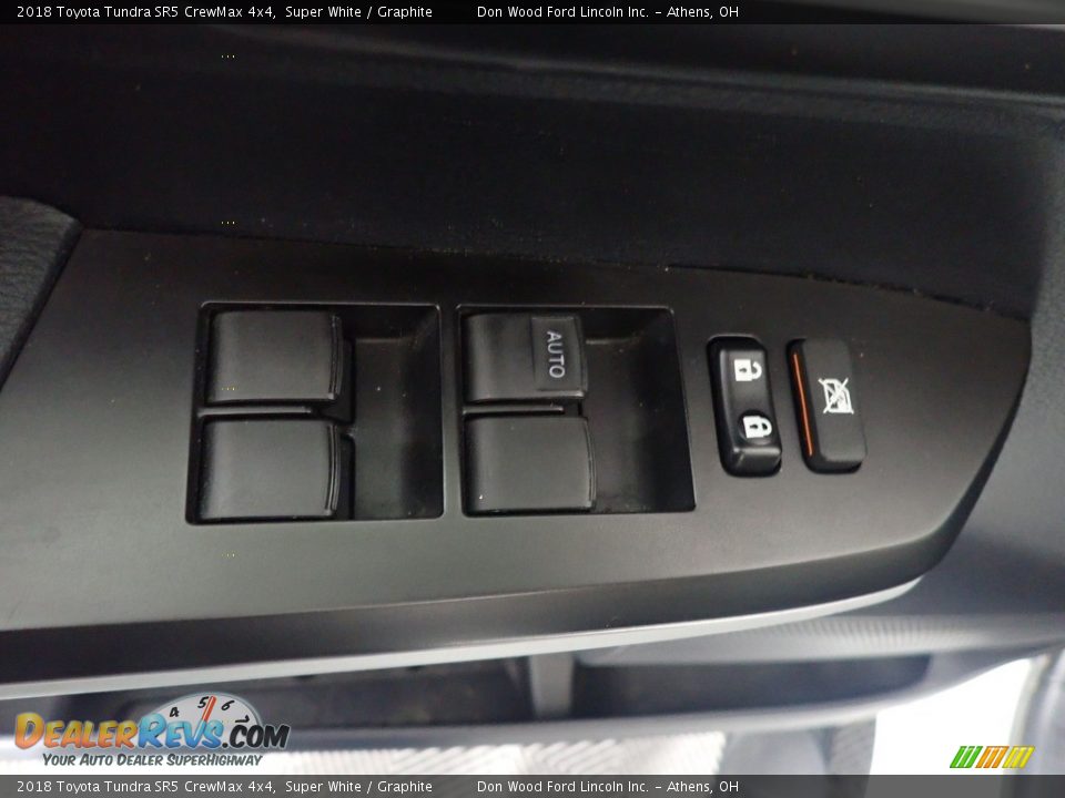 2018 Toyota Tundra SR5 CrewMax 4x4 Super White / Graphite Photo #20