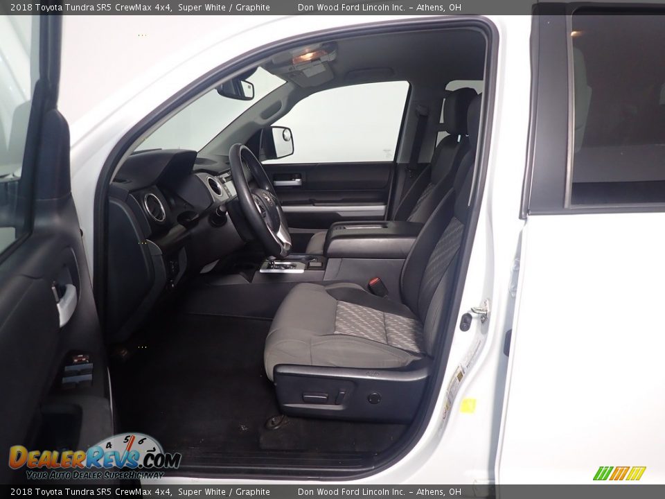 2018 Toyota Tundra SR5 CrewMax 4x4 Super White / Graphite Photo #21