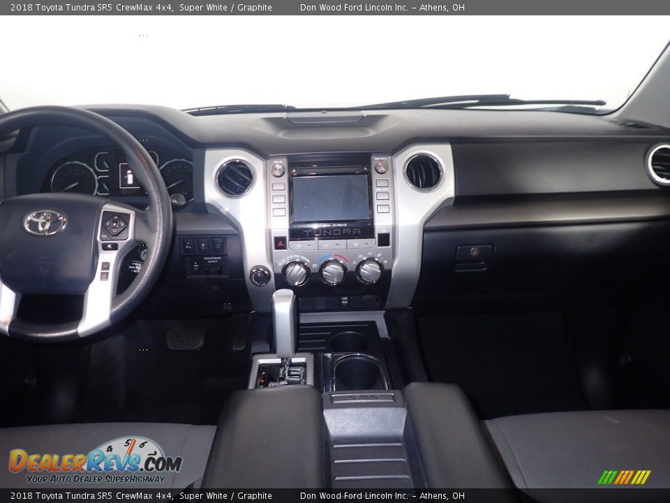 2018 Toyota Tundra SR5 CrewMax 4x4 Super White / Graphite Photo #24
